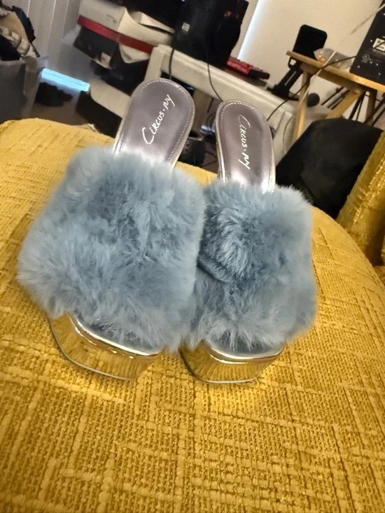 Circus by Sam Edelman Metallic Silver Platform Mules with Light Blue Faux Fur - Picture 3 of 6